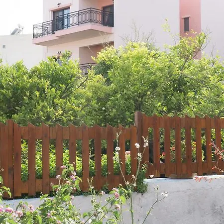 Porfyra's Island Makry Gialos (Crete)